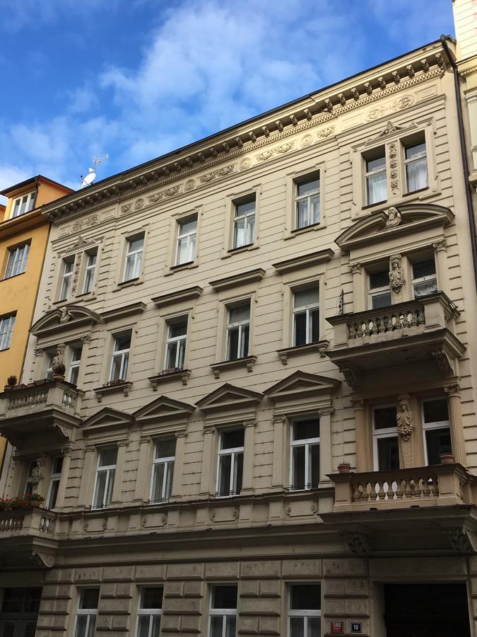 Amazing Angie'S Apartment Praga Exterior foto